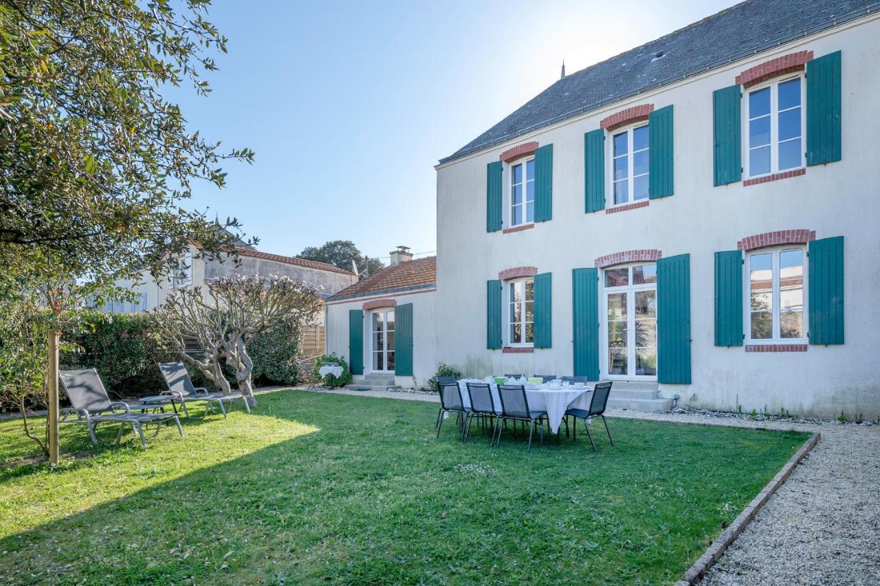 Demeure Familiale De Prefailles Pour 12 Personnes Villa Exterior photo