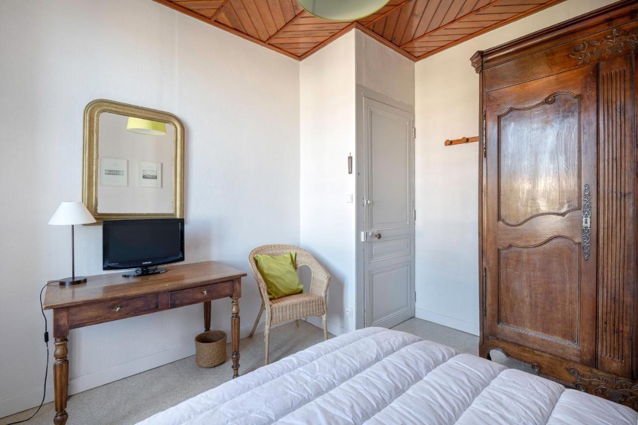 Demeure Familiale De Prefailles Pour 12 Personnes Villa Exterior photo